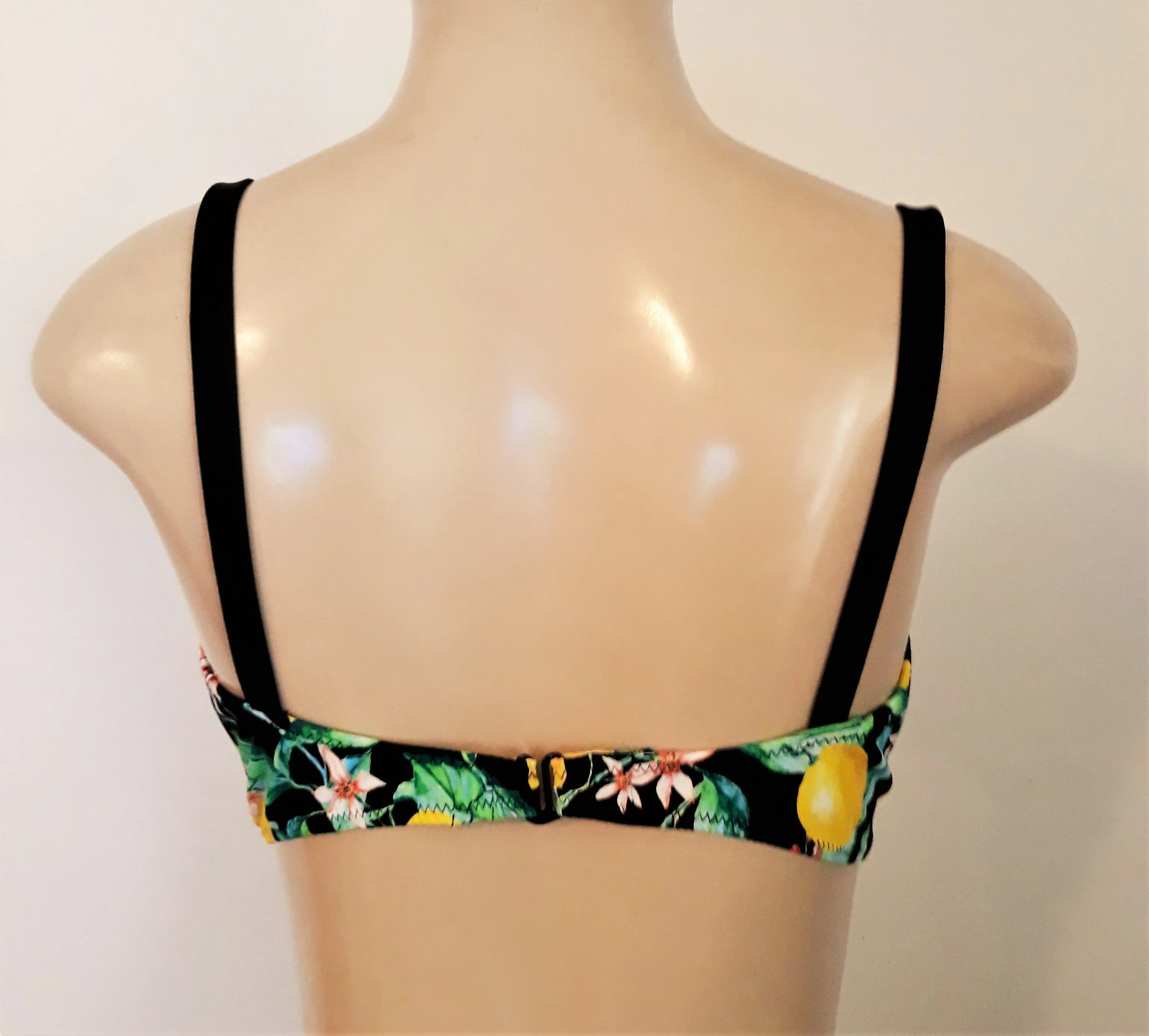 Underwire bikini tops for bigger busts